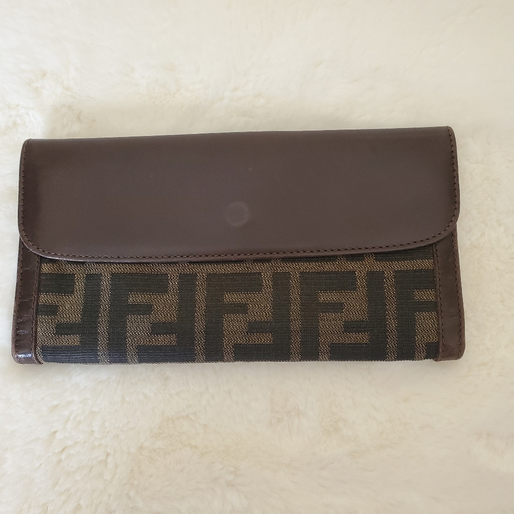 Authentic FENDI Zucca Wallet